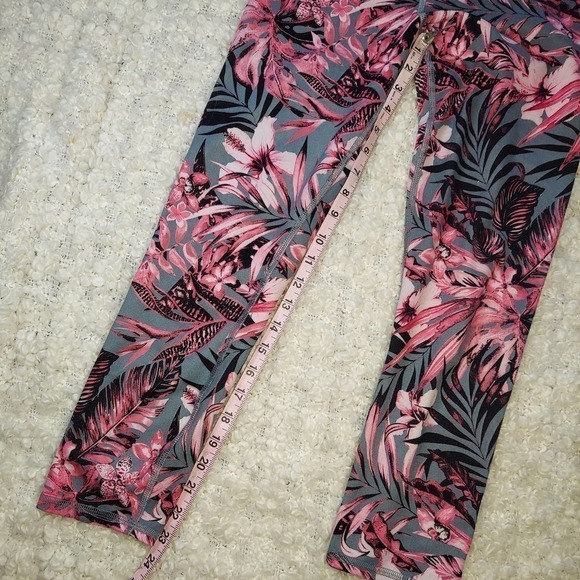 Evolution and Creation Women's Yoga Pants. Floral Pink and Grey - Picture 5 of 5